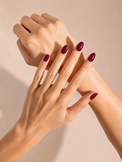 Cherry Cola UV gel nail strips by Noux